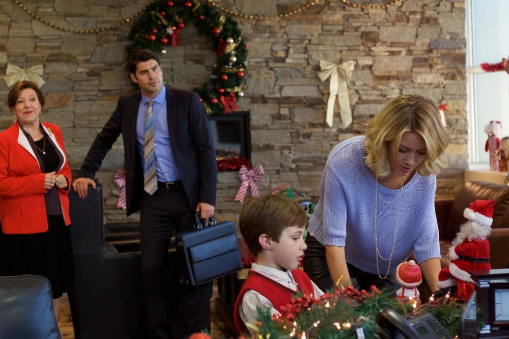 Come finisce Il perfetto regalo di Natale film Tv8: trama, cast e spiegazione finale